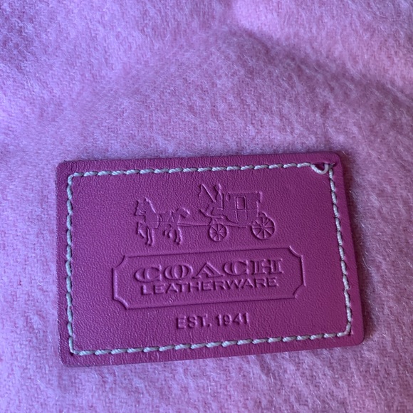 😍 Coach Scarf - Picture 1 of 5